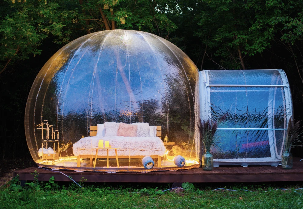 clear outdoor bubble tent